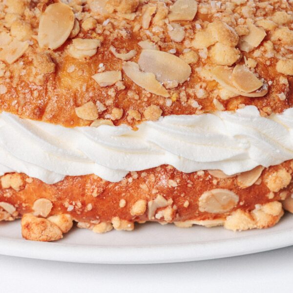 roscon de reyes con nata Mr carrrot Cake